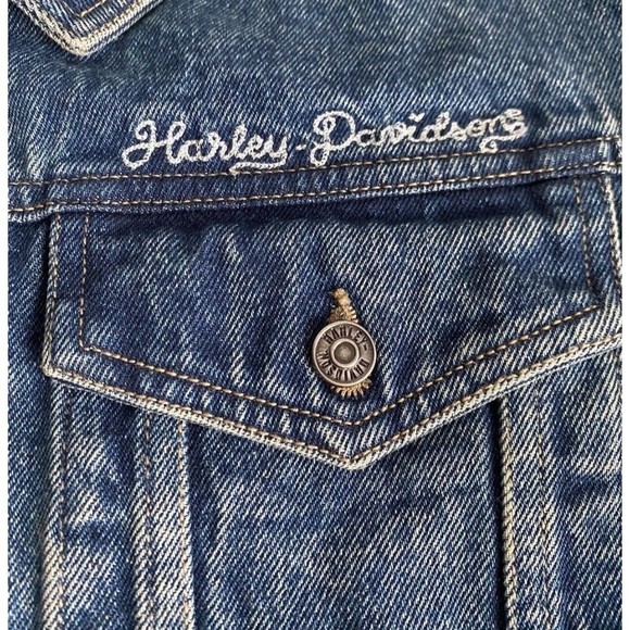 New Harley Davidson Motorcycle Denim Jean Jacket Women’s Size SMALL Logo On Back - Picture 3 of 6